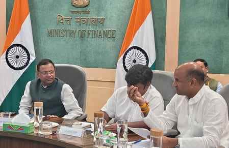 अफीम पॉलिसी को लेकर हुई बैठक में चित्तौड़गढ़ सांसद सीपी जोशी ने दिए सुझाव