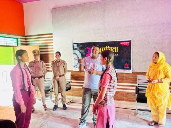 Daughters learnt the tricks to teach a lesson to miscreants