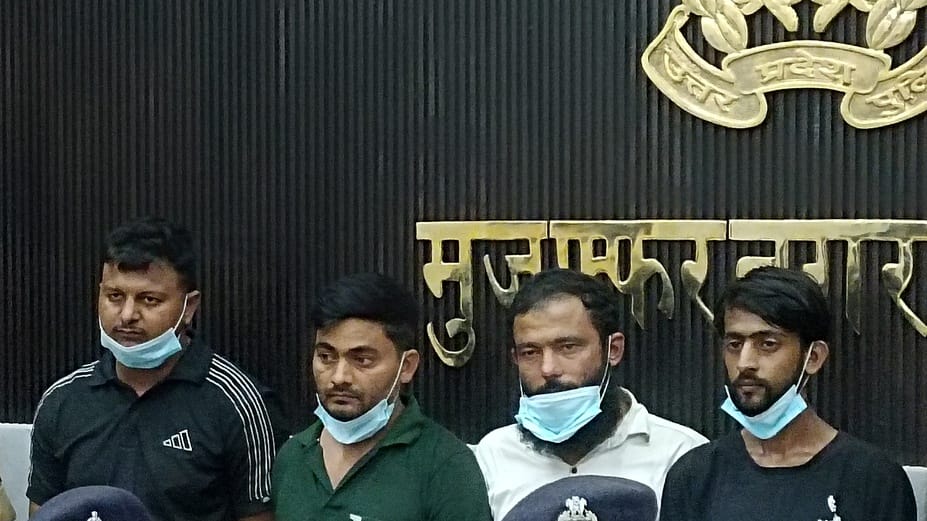 Smack worth Rs 10 crore recovered, 4 members of inter-state gang arrested