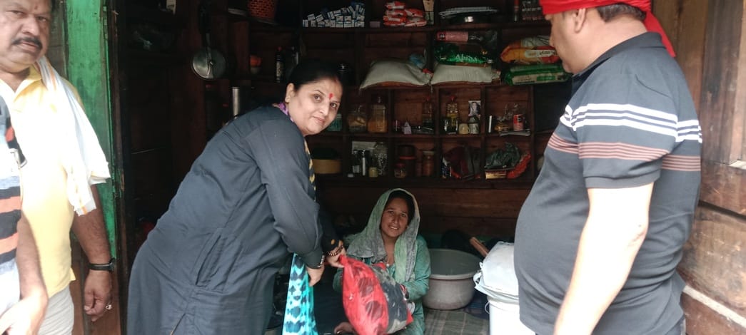 Kishtwar, DDC President, Pooja Thakur, Distribute Ration, Chishoti Tragedy