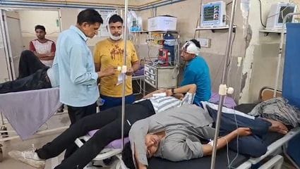 Himachal Roadways bus collides with truck, 11 injured