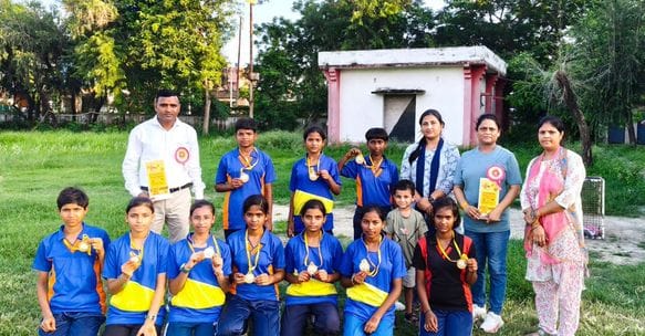 BA school girls won gold medal in badminton competition