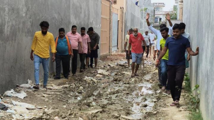 In three years not even 150 meters of road could be built