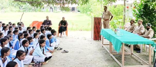 Siddharth Nagar News: Made aware about women crime and safety