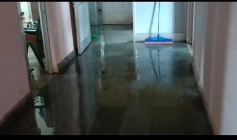 Water leakage in the building of Mini Secretariat Swarghat