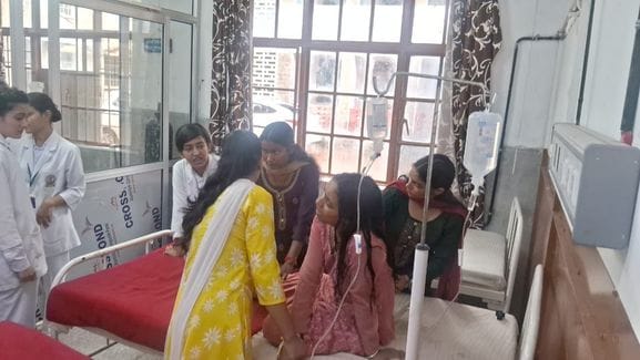 School girl fainted while waiting for doctor in OPD