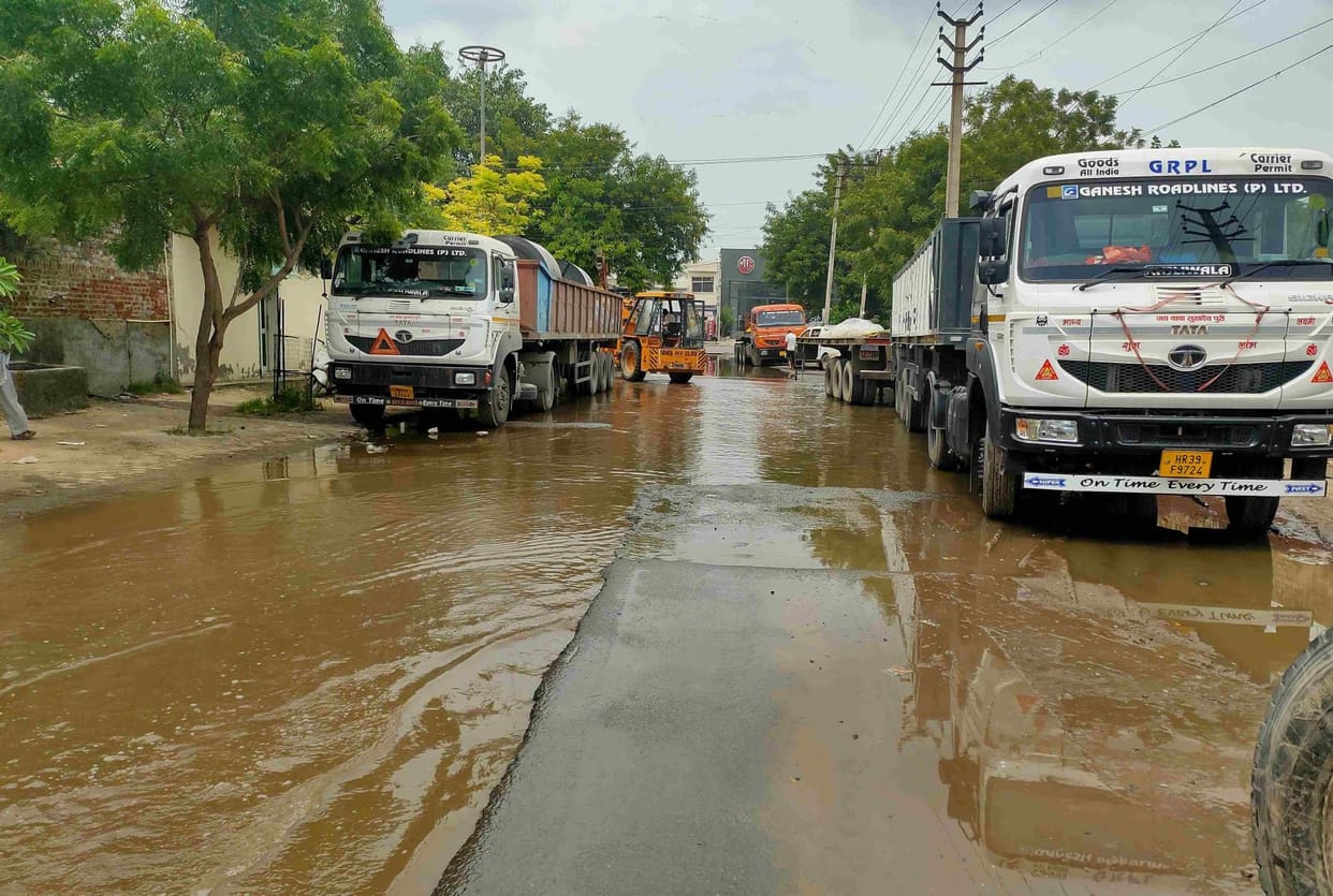 The industrial area which generates a revenue of Rs 600 crore annually does not have even the barest of facilities