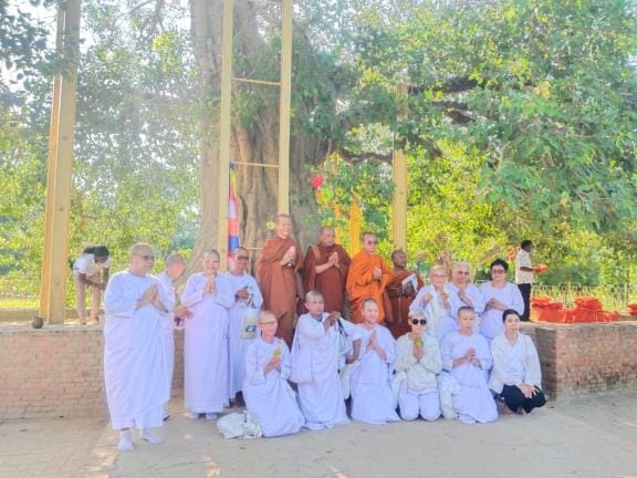 Followers from Thailand prayed