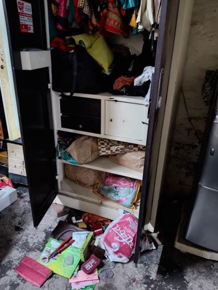 Thieves broke the lock of the house and took away cash and jewellery