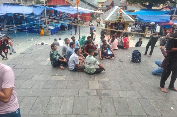 Crowds of devotees gathered in Jatar fair