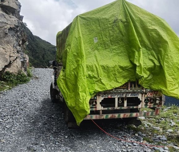 40 meter climb on Bhanjradu-Bhadakwas road is hell bent on taking lives