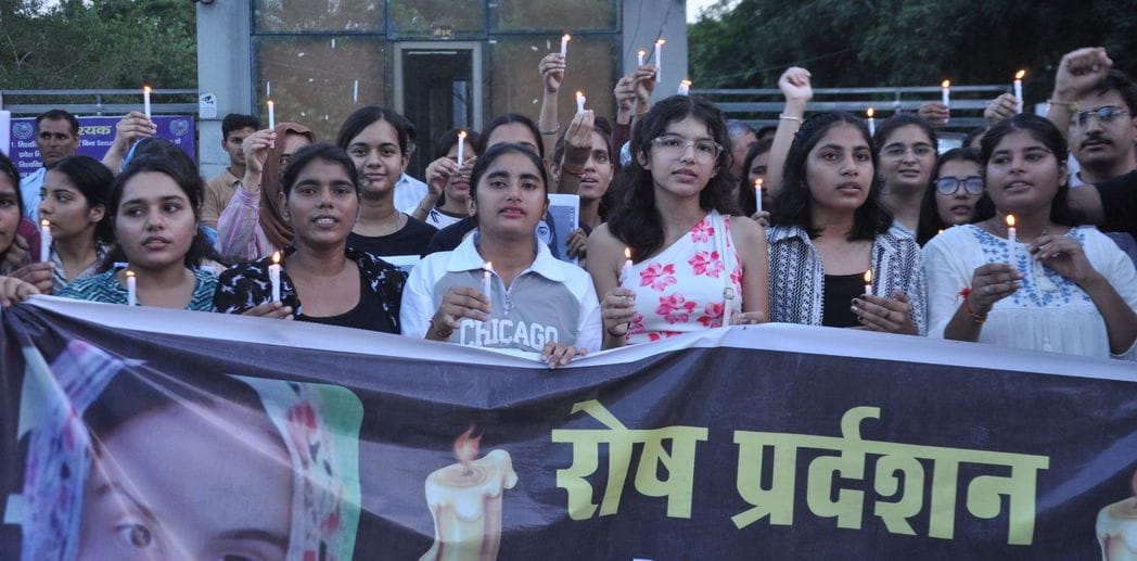 Students blocked the road to get justice for Manisha