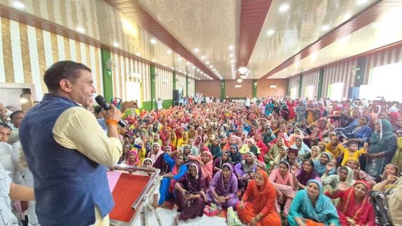 Opposition parties are misleading Dalits by spreading false propaganda of changing the Constitution: Sudesh