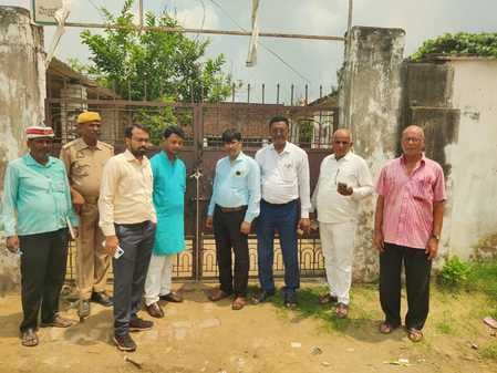 Three unrecognized schools were sealed
