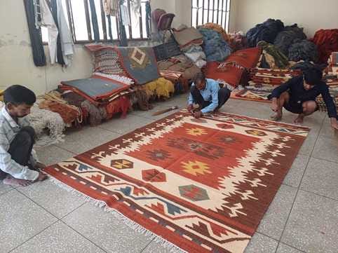 Effect of tariff: Importers are bargaining, carpets and rugs are being dumped
