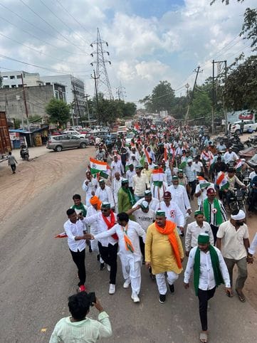 Patriotic songs echoed in the Jawan-Kisan Shaurya Tiranga Yatra