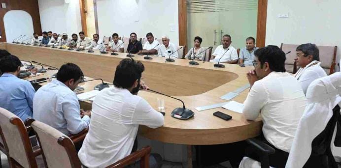 If commercial activity is found in parking space, Nagar Nigam will take action