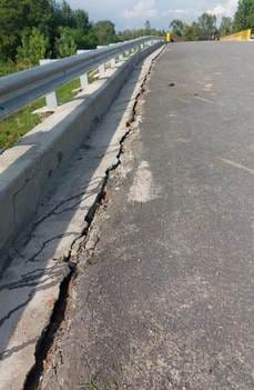 Cracks appear in the bridge built two months ago at a cost of Rs 4.58 crore, travel in danger