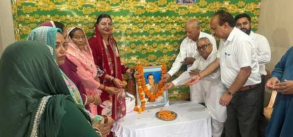 Reasi, Congress Party, Gave Tribute to Rajiv Gandhi