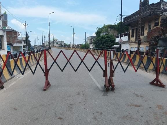 Difficulties increased due to closure of overbridge