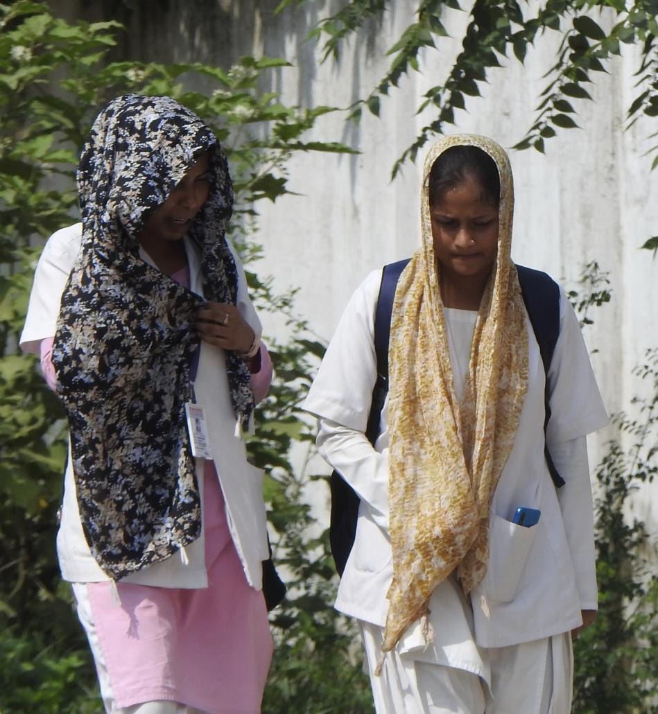 Siddharthnagar News : August is as hot as May-June, waiting for rain