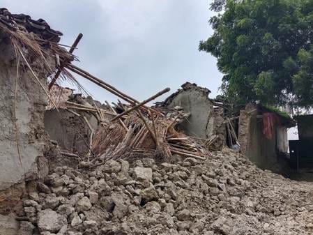 A kutcha house collapsed in light rain, survivors