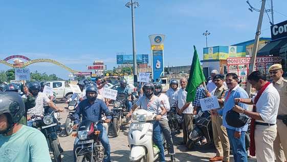 Helmet rally taught the public about traffic rules