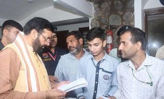 Chief Minister honored the students selected for internship in ISRO