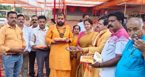 Shri Ram Katha: Flag hoisting took place along with Bhoomi Pujan