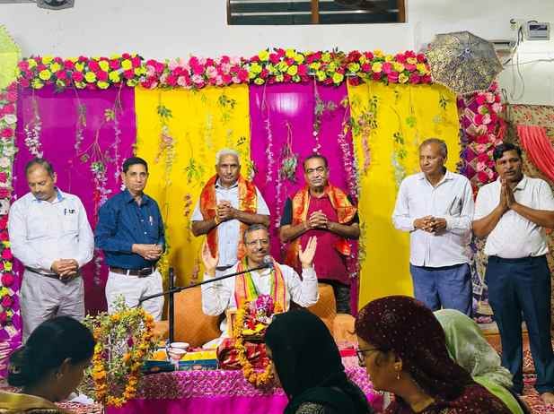 The story of King Parikshit and Kali Yuga was narrated to the audience