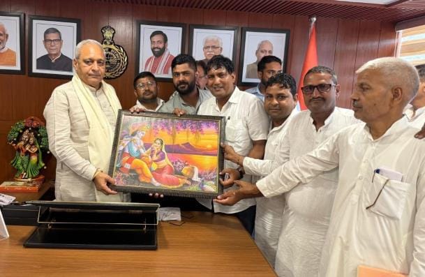 Minister Ranbir was made aware of the main demands of Prajapati community