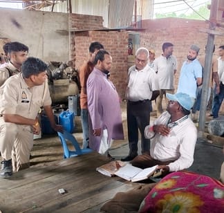 Four illegal jeans washing plants were shut down