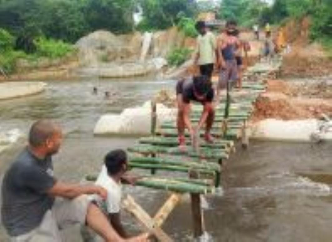 The villagers themselves built a temporary bridge