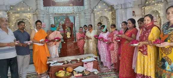 Paryushan Parv 2025 21 aug to 6 september know vrat  dates of shwetambar and digambar jains