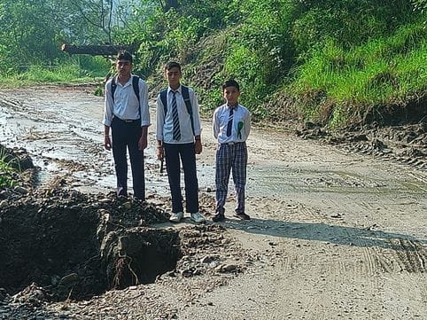Chaplah's children reach school by walking 8 km