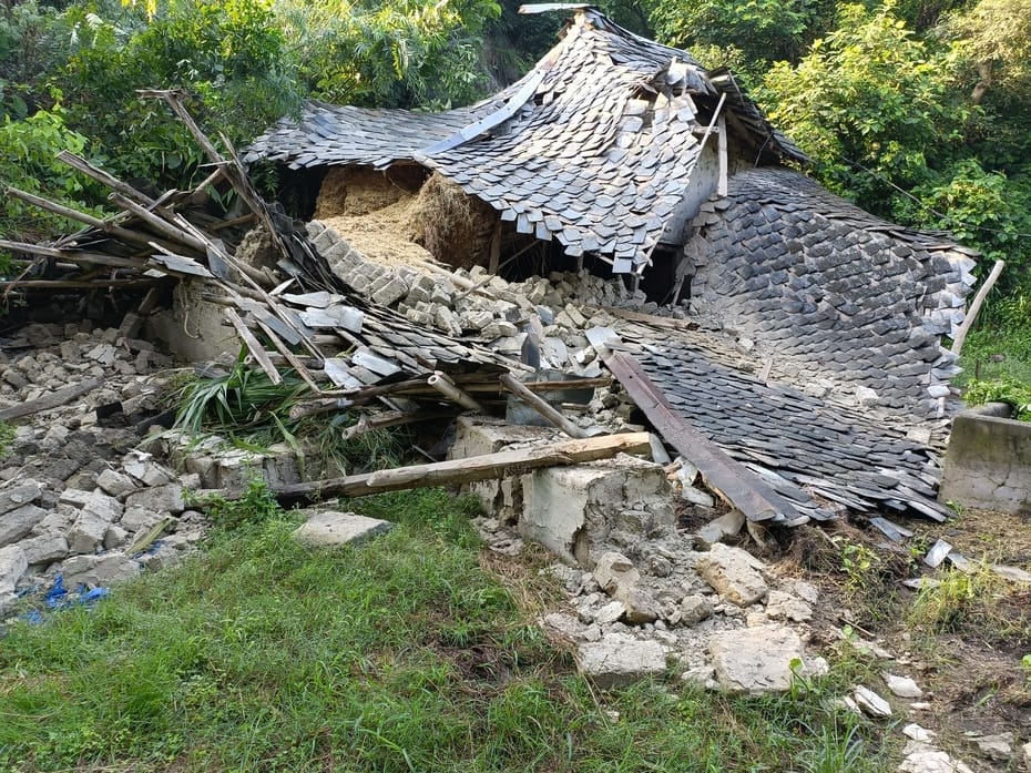 A house and a cowshed were destroyed due to rain