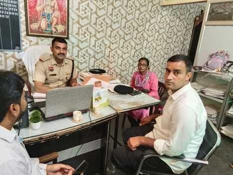 IEC team met the police station in-charge regarding the problem of helpless animals