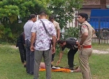 Dead body found in the park of ward 16