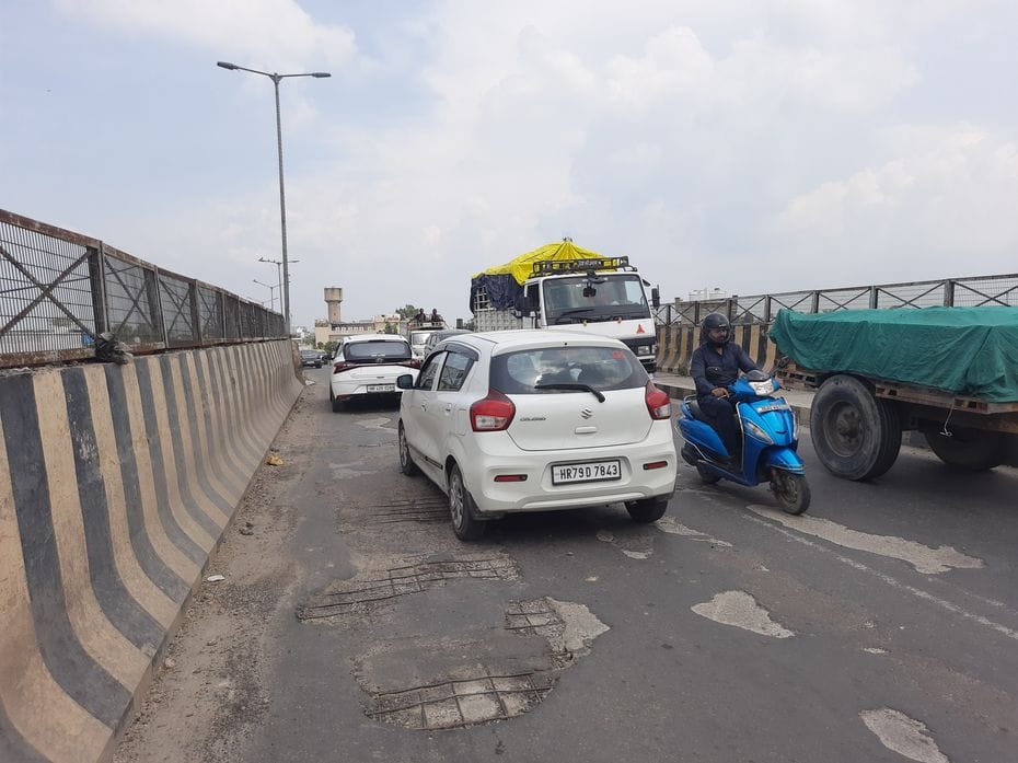 Ignoring... potholes on ROB, drivers troubled