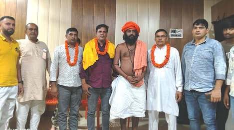 Suresh Kumar was made the president of Shri Nath Sanatan Samiti
