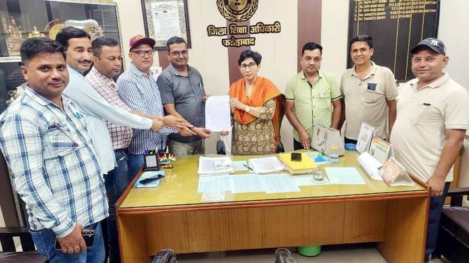 Teachers raised questions on the ration provided by Harhit Store