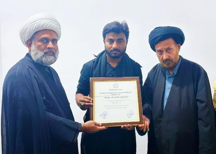 Mahfooz Sultanpuri gets the title of Muballig-e-Aza