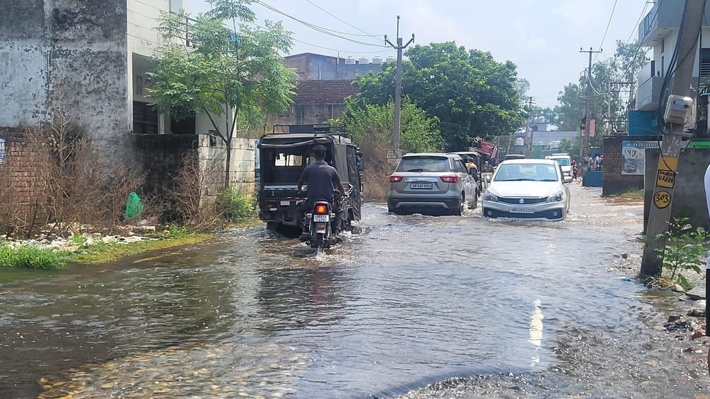 Trouble due to waterlogging on Mullana-Budiyon Road