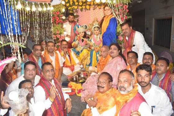 Phooldol procession taken out with great pomp in Kankarkheda