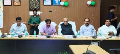 Siddharthnagar News: Explanation sought from project manager and executive engineer who were absent from the meeting