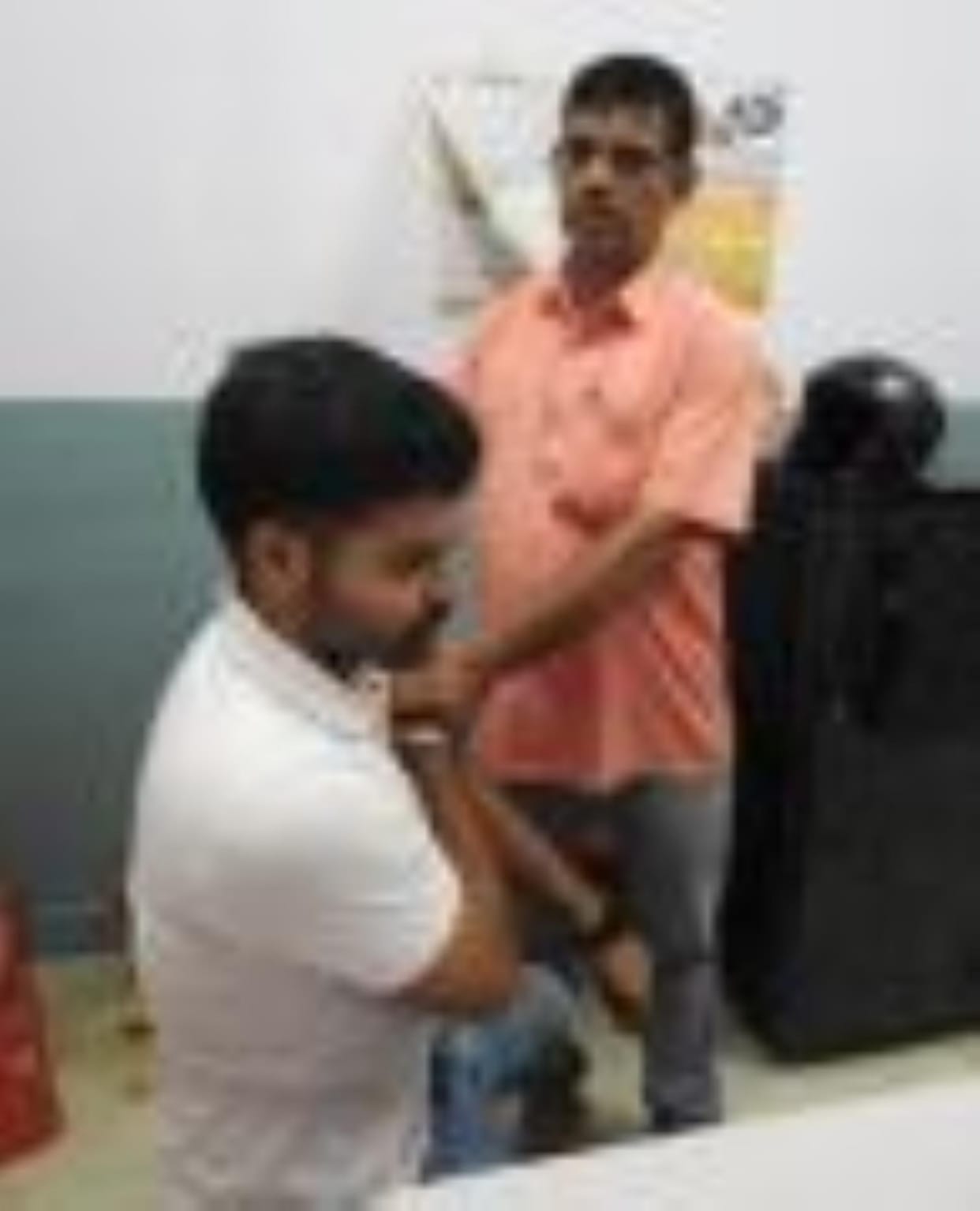 Siddharthnagar News : Terror of dogs in gardens and fields too