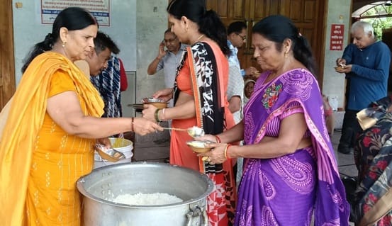 On the sixth festival, Kanhaiya was offered curry and rice