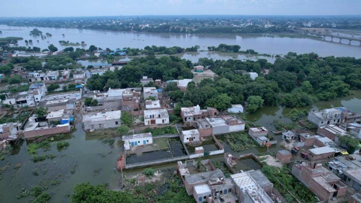 Yamuna water level decreased by 16 cm, but difficulties still persist