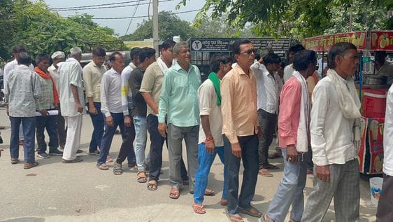 Checking of litigants in court