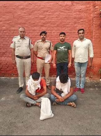 Two workers from Jharkhand arrested with 2.680 kg opium